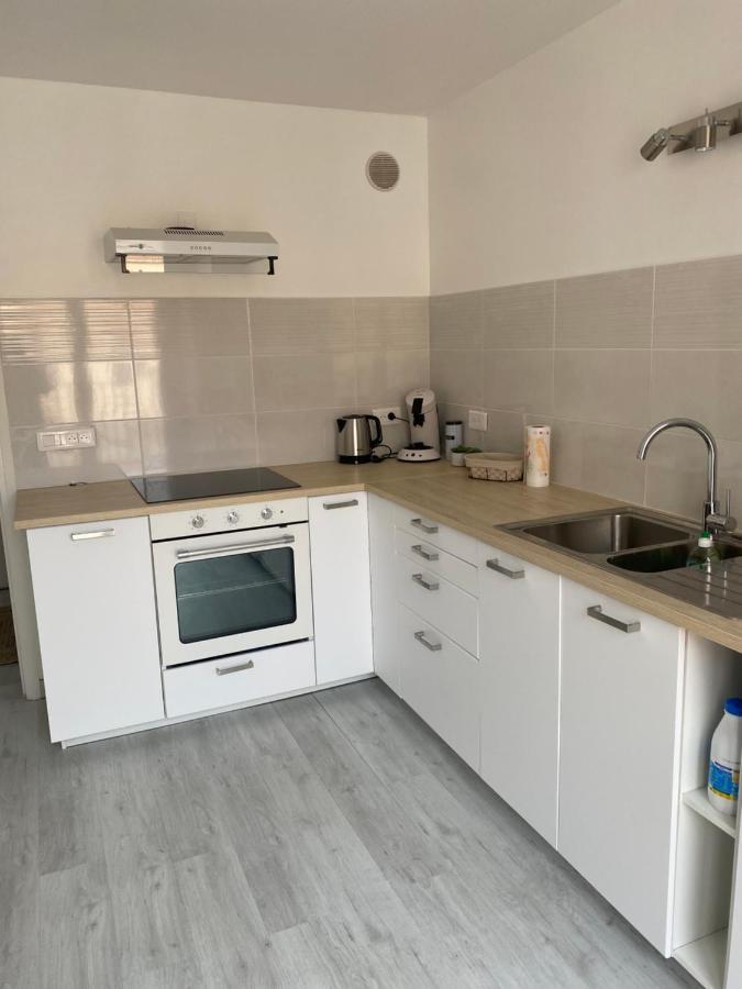 Superbe Appartement Climatise Avec Parking Prive Port Vendres Exterior foto